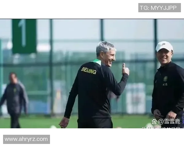 足球明星劳塔罗关键时刻失误引发球迷热议赛场表现备受关注 足球明星劳塔罗关键时刻失误引发球迷热议赛场表现备受关注