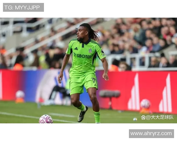 足球明星失恋背后的心酸故事与感人瞬间视频合集 足球明星失恋背后的心酸故事与感人瞬间视频合集