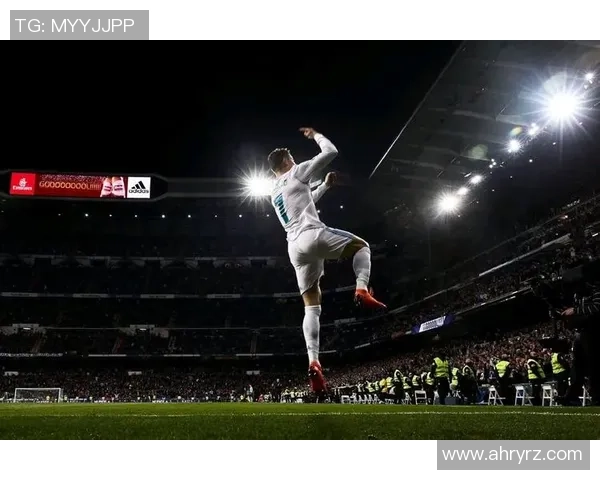 足球明星小C罗的传奇之路与辉煌成就揭秘