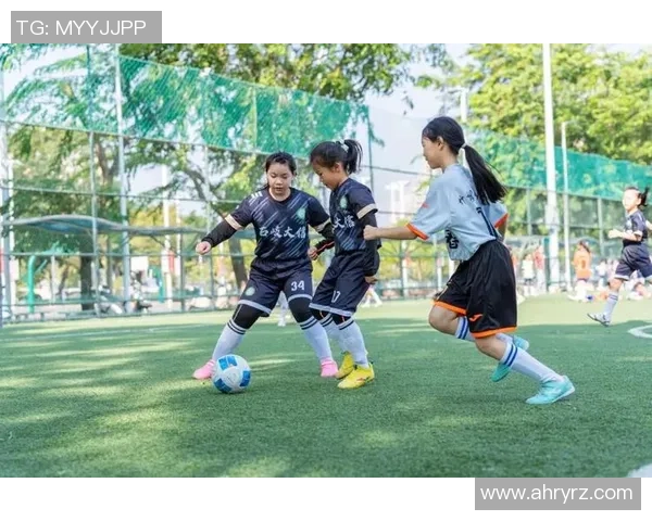 足球明星携手举办慈善赛助力青少年足球发展与梦想实现