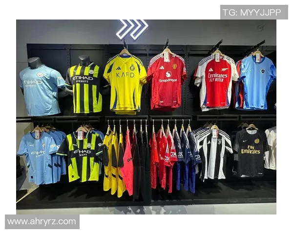 足球明星球衣切片背后的故事与价值探秘