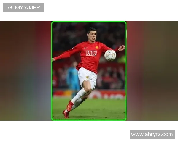 足球明星男士微信头像精选展示彰显个性与魅力的足球风采