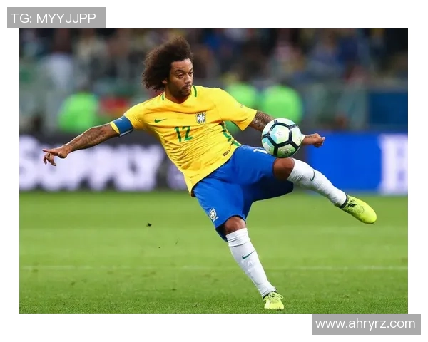 足球明星瞬间反应大揭秘他们在比赛中的真实情感与表现 足球明星瞬间反应大揭秘他们在比赛中的真实情感与表现