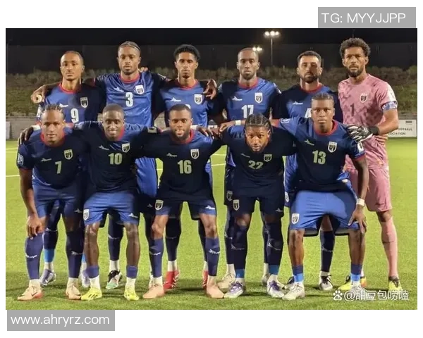 足球明星背后的奋斗与荣耀：他们的故事让我们感动不已